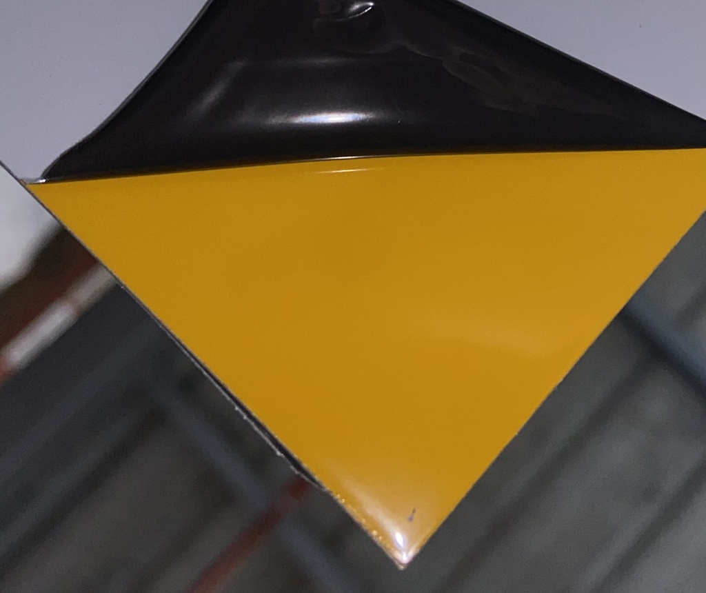 NEWTEK ACM 60"X120" RED/YELLOW .015" SKIN